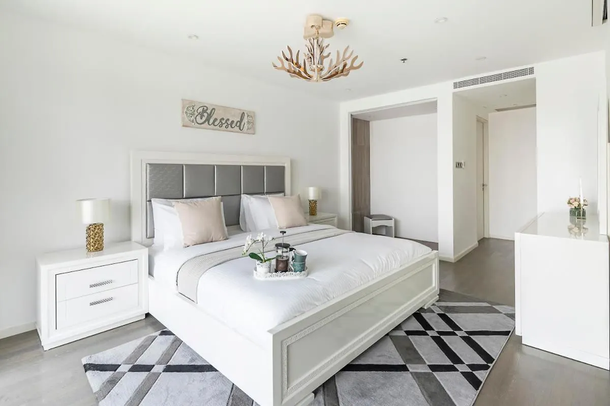 Frank Porter - D1 Jaddaf Dubai Apartment